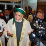 L’ancien président des Comores, M.  Sambi, trouve stupide la décision de rompre les relations diplomatiques avec Qatar. Voici une vidéo montrant sa réaction