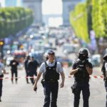 France: tentative d’attentat sur les Champs-Élysées, l’auteur de l’attaque est décédé (vidéo)