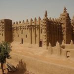 La propagation de l’islam en Afrique de l’Ouest: confinement, mélange et réforme du huitième au vingtième siècle